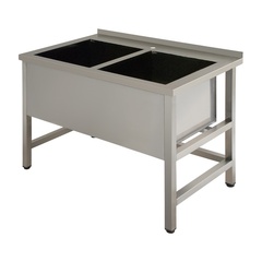 Double sink unit with tube profiles